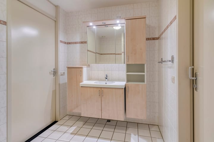 Foto 28 van Bloemendalsweg 13-F9