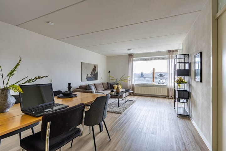 Foto 9 van Merelstraat 8-B