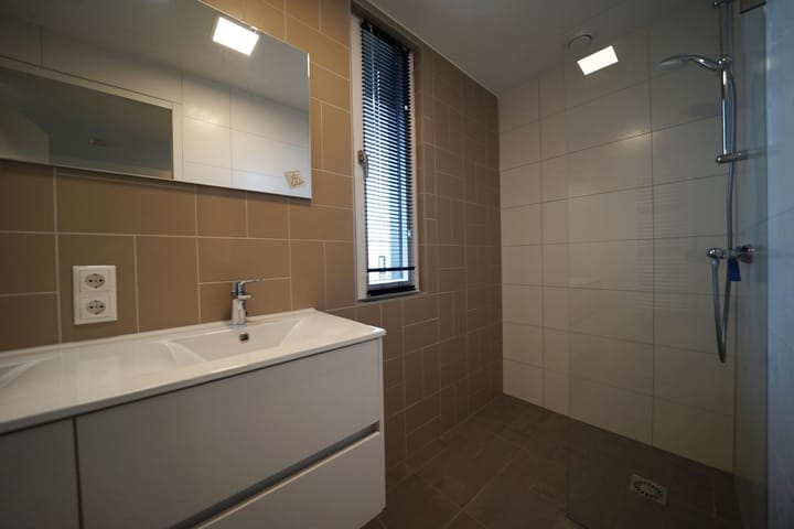 Foto 4 van Pipeluurseweg 8-514