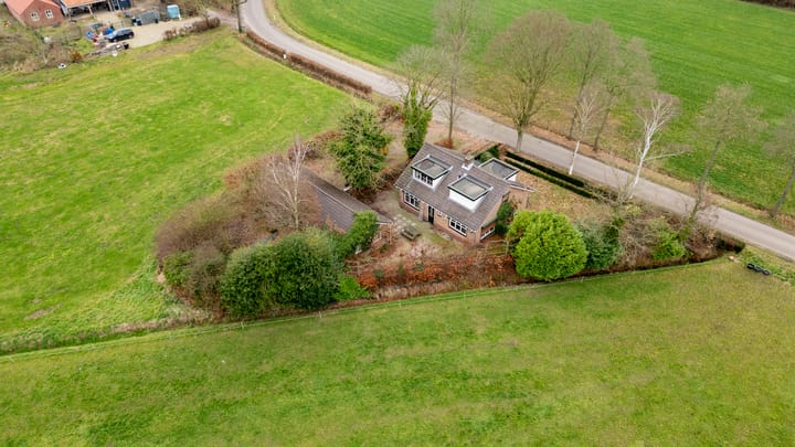 Photo 2 of Eldertstraat 1-C