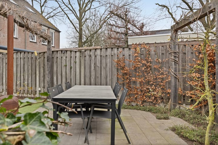 Foto 33 van van Heinsbergstraat 92