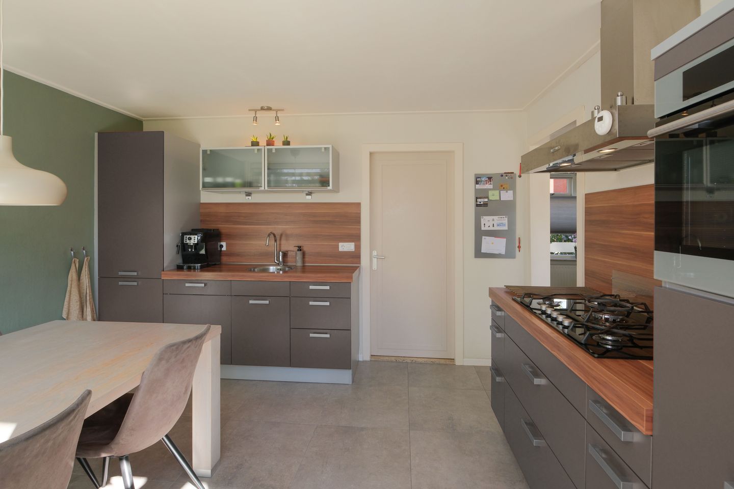 Foto 10 van IJsselstraat 13