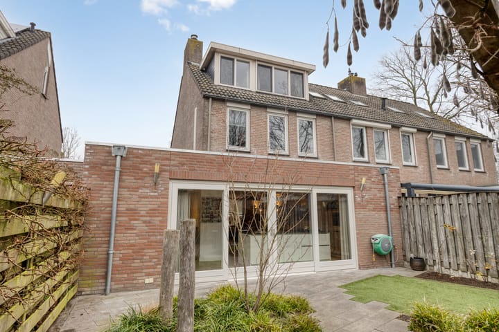 Foto 34 van van Heinsbergstraat 92