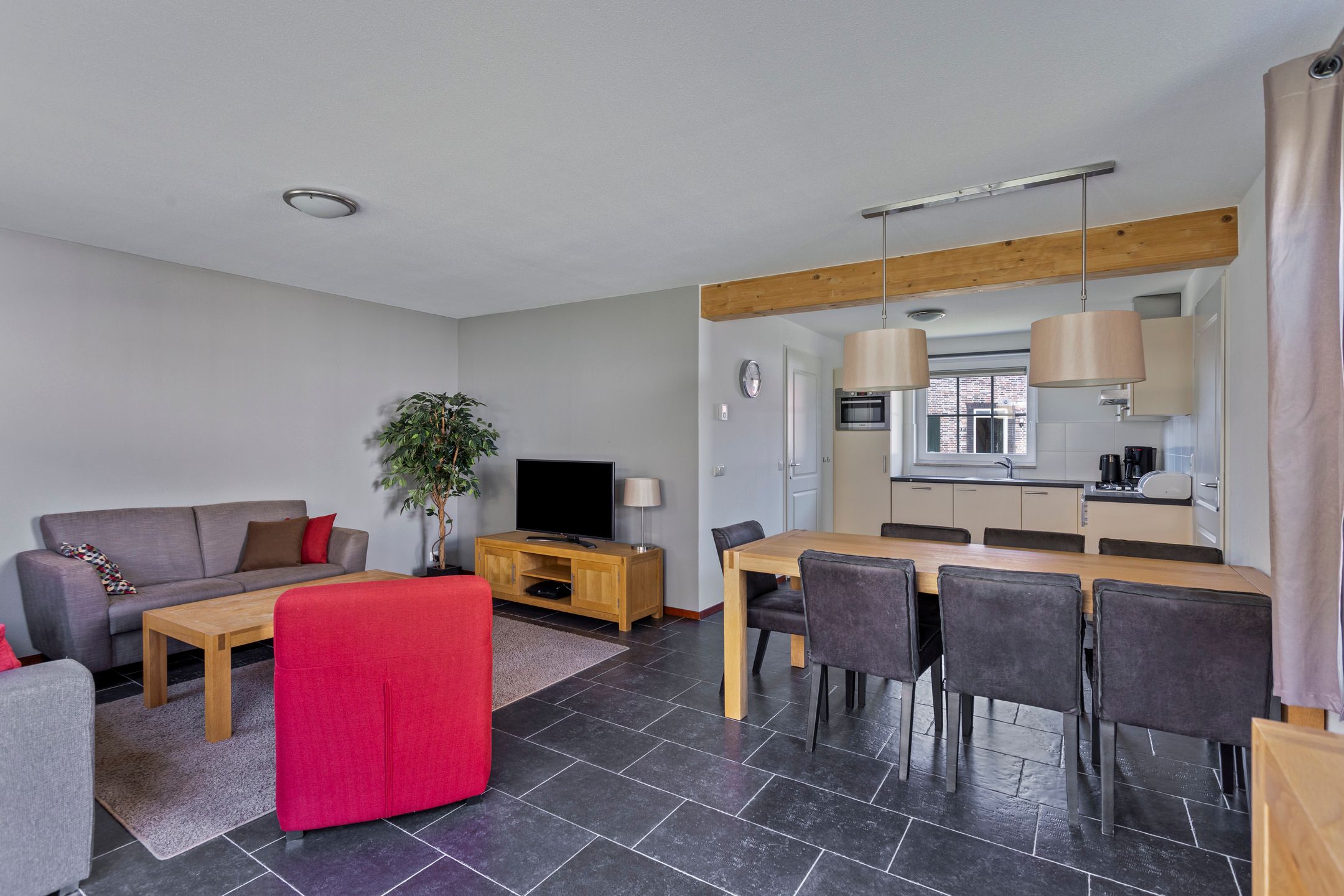 3-bedroom freehold villa in Roggel — photo 3 of 5