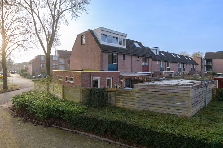 Foto 24 van Warenargaarde 11