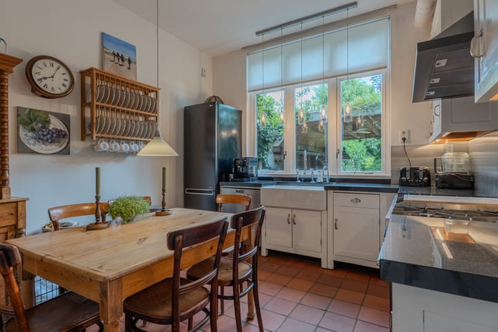 Photo 14 of Ginnekenweg 305