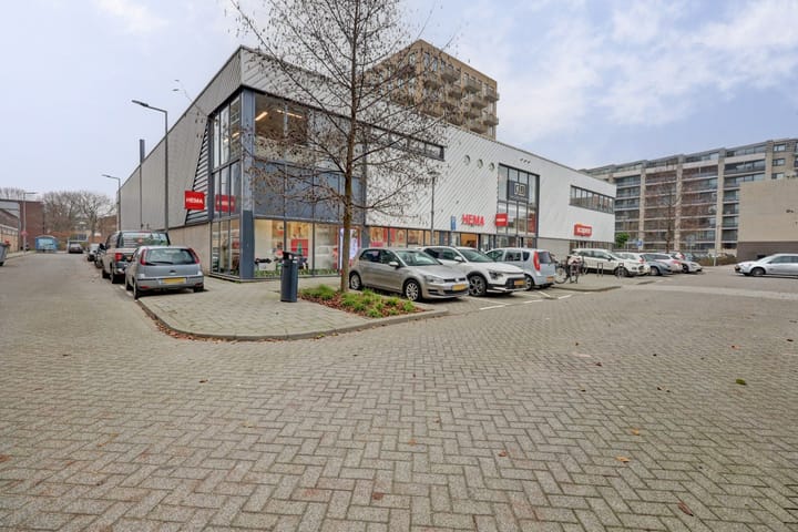 Foto 36 van Jaap van der Hoekplaats 148