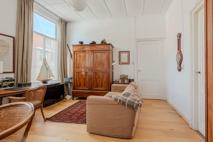 Photo 23 of Ginnekenweg 305