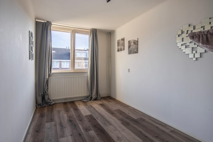 Foto 24 van Goudenregenstraat 39