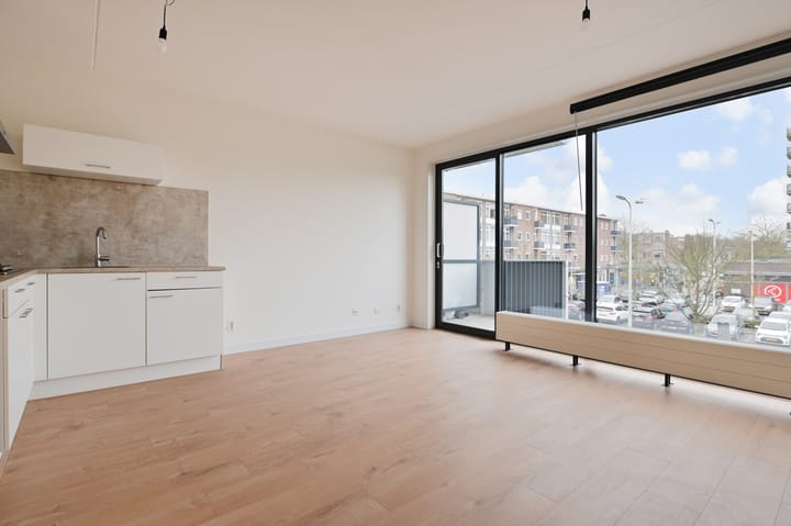 Photo 9 of Ambachtsgaarde 232