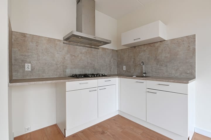 Photo 12 of Ambachtsgaarde 232