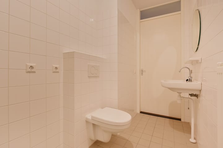 Photo 20 of Ambachtsgaarde 232