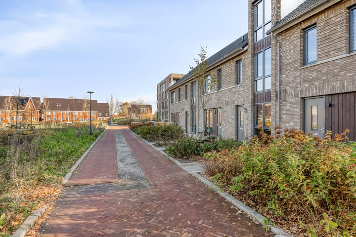 Foto 28 van Middenstip 10