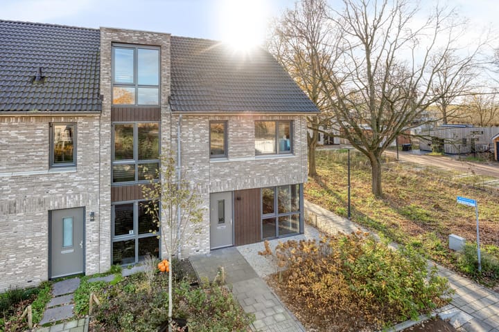 Foto 29 van Middenstip 10