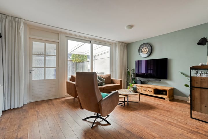 Foto 13 van Hoornblad 63