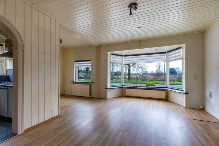 Foto 18 van Professor Loréstraat 6