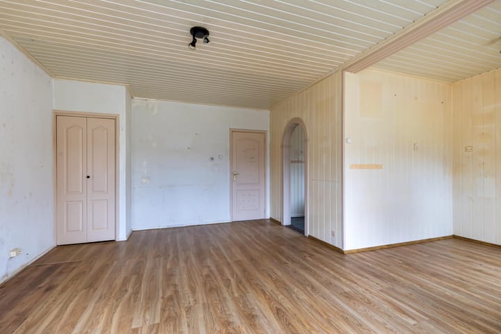 Foto 23 van Professor Loréstraat 6