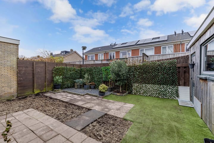 Foto 31 van Professor Loréstraat 6