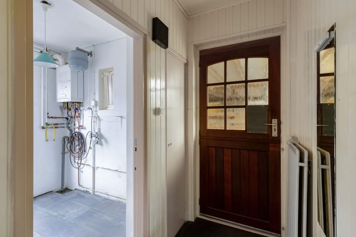 Foto 14 van Professor Loréstraat 6