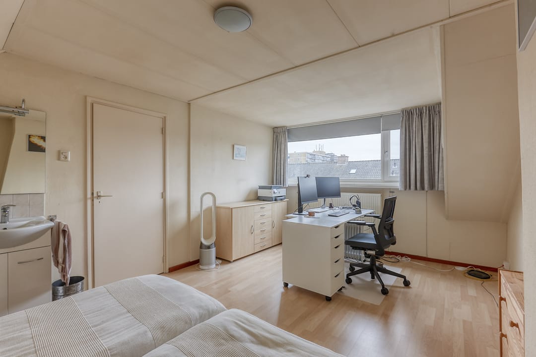 Photo 32 of Meeuwenlaan 2