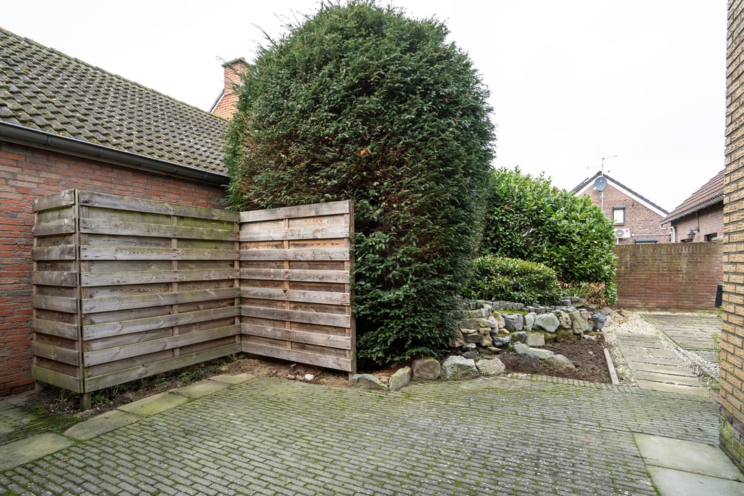 Photo 23 of Houtstraat 122