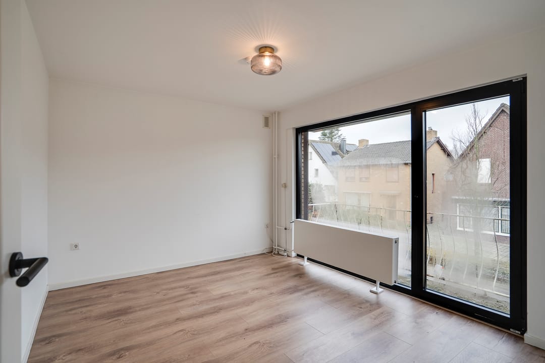 Photo 26 of Houtstraat 122