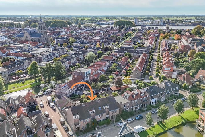 Foto 38 van Spoorstraat 40