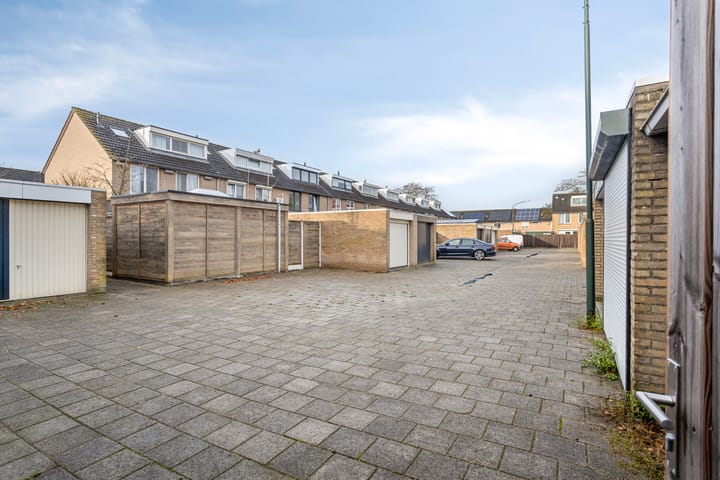 Foto 29 van Donauring 83