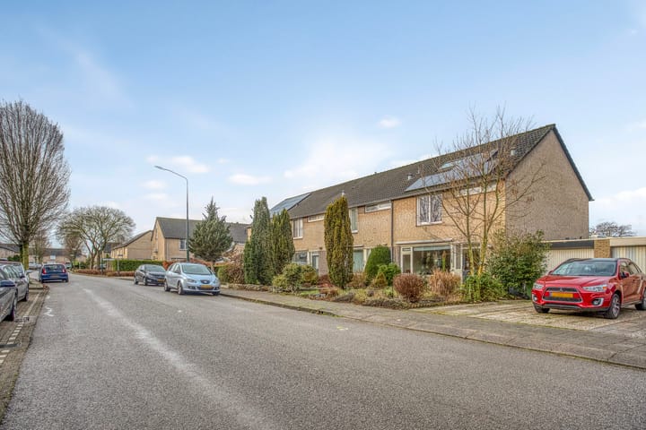 Foto 30 van Donauring 83