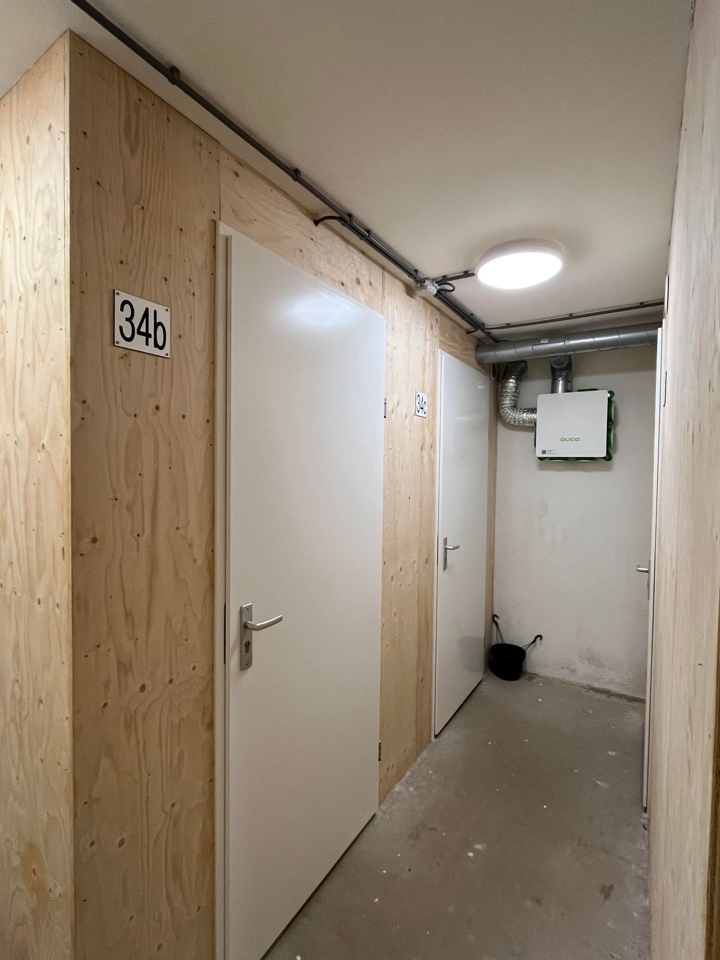 Foto 29 van Nieuwe Zijds Burgwal 34-B