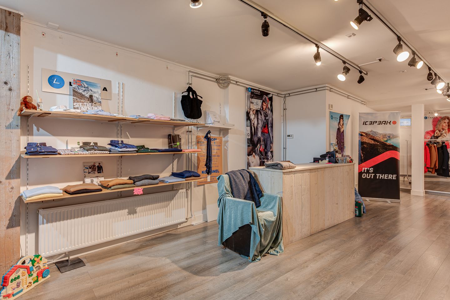 View photo 3 of Laanstraat 93