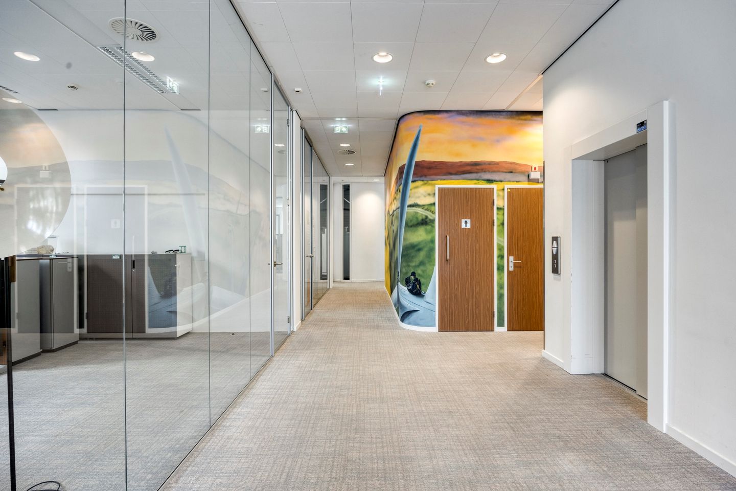 View photo 5 of Johan van Oldenbarneveltlaan 5