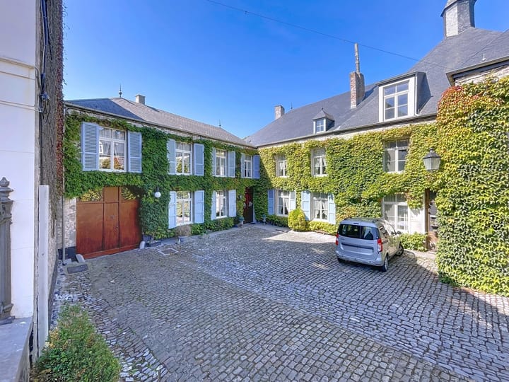 Foto 1 van Place Verte 10