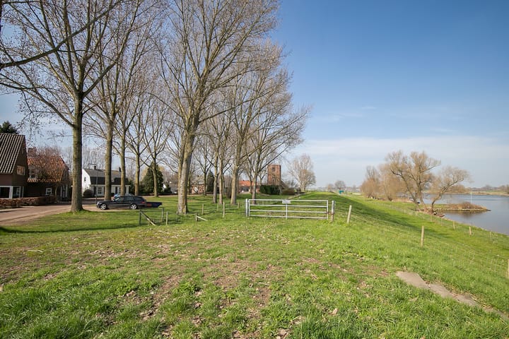 Foto 35 van Bokhovense Maasdijk 4