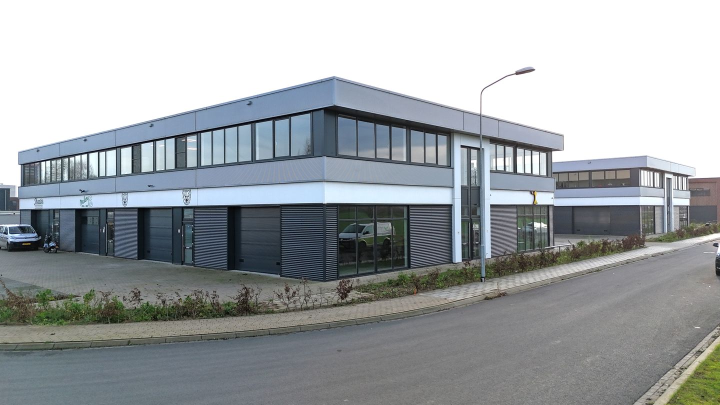 View photo 1 of Betsy van Goorstraat 23