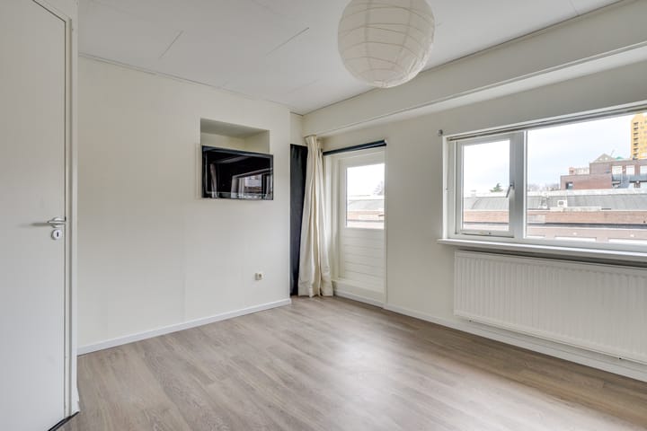 Photo 12 of Peperstraat 6