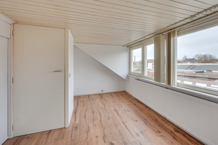 Photo 18 of Peperstraat 6