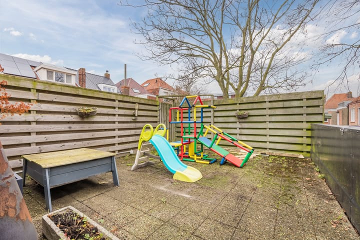 Photo 42 of Burgemeester Geillstraat 36