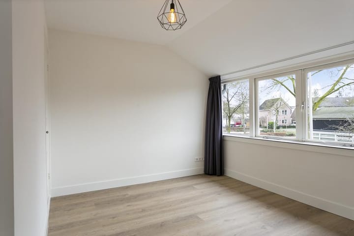 Foto 15 van Hovenierstraat 102