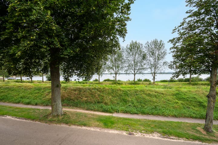 Foto 24 van Broekstraat 12