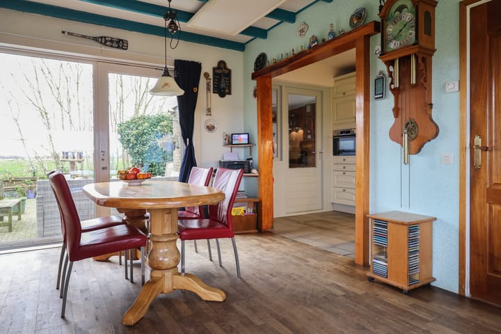 Photo 19 of Leane 5-A