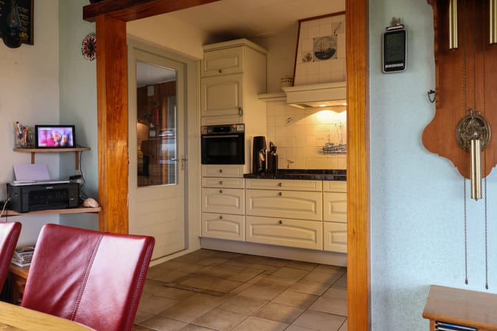 Photo 20 of Leane 5-A