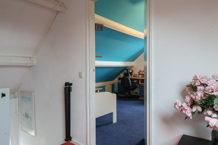 Photo 32 of Leane 5-A