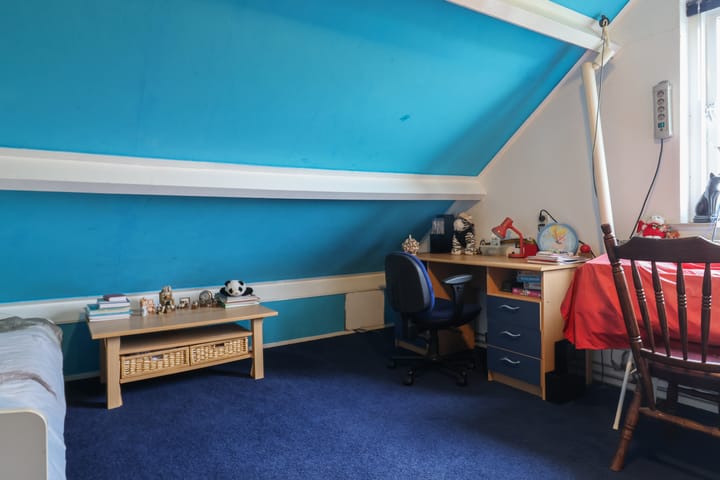 Photo 33 of Leane 5-A