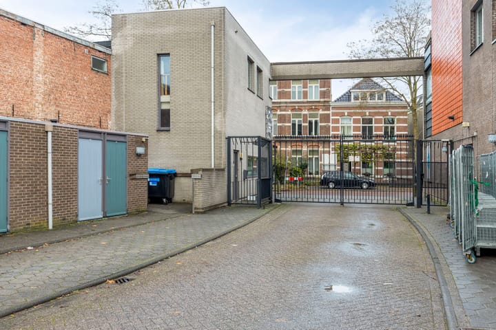 Photo 23 of Dillenburgstraat 120
