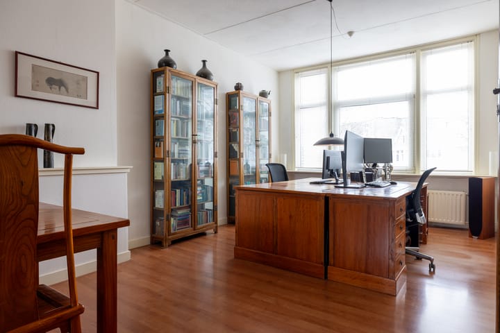 Photo 4 of Mathenesserlaan 390-C