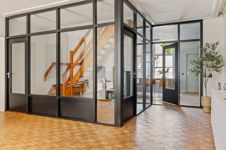 Foto 10 van Legeweg 1-A