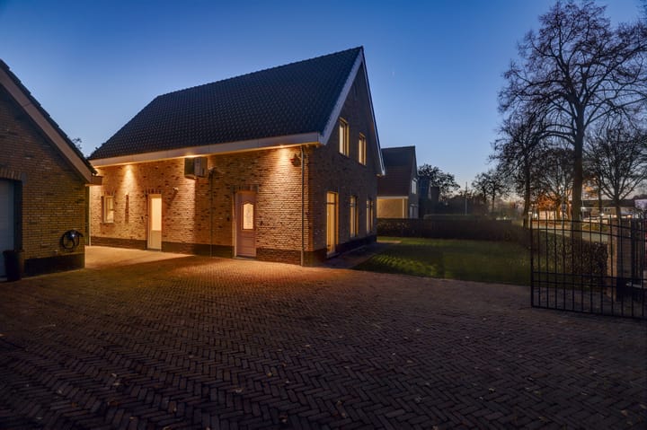 Foto 3 van Leutherweg 176