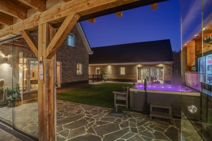 Foto 8 van Leutherweg 176