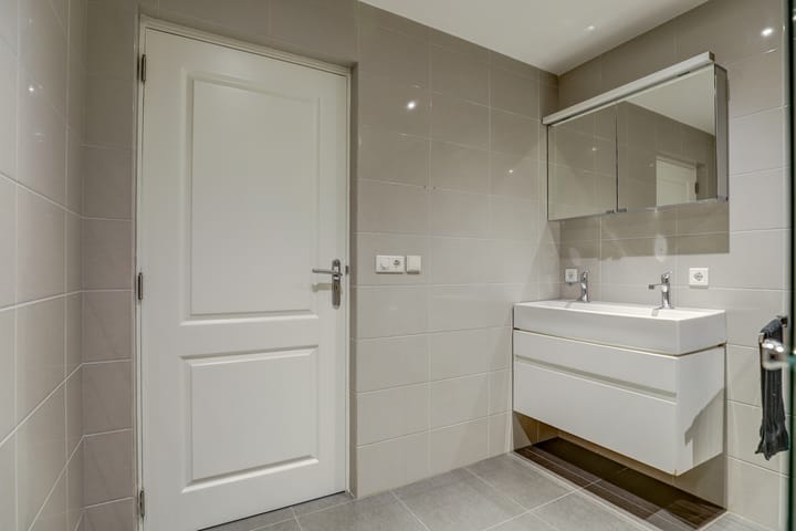 Foto 45 van Leutherweg 176